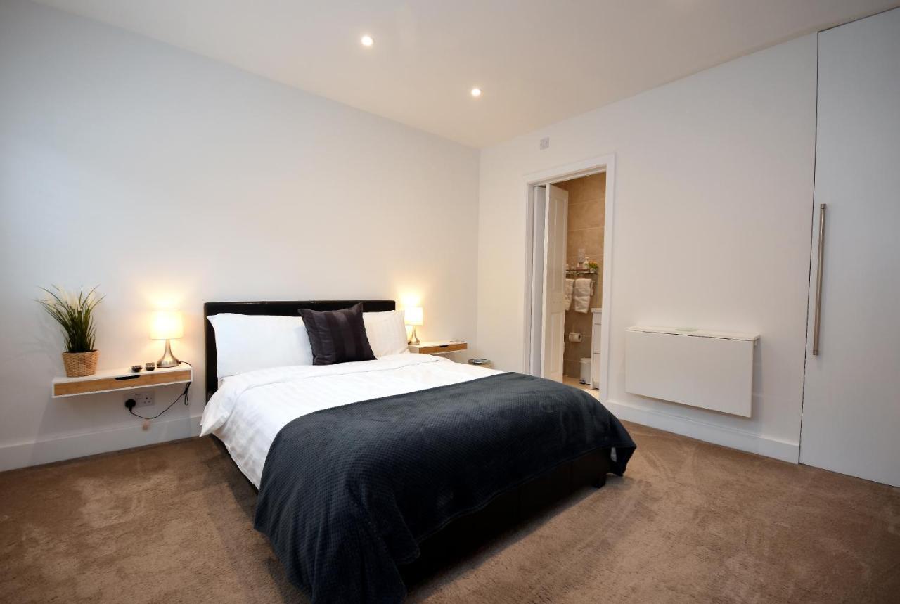 Apple Tree Place B&B Tadley Esterno foto